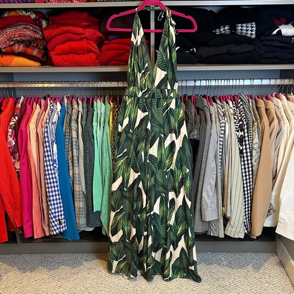 SHEIN white/green palm leaf print halter neck elastic waistband jumpsuit size 6 - Picture 1 of 3